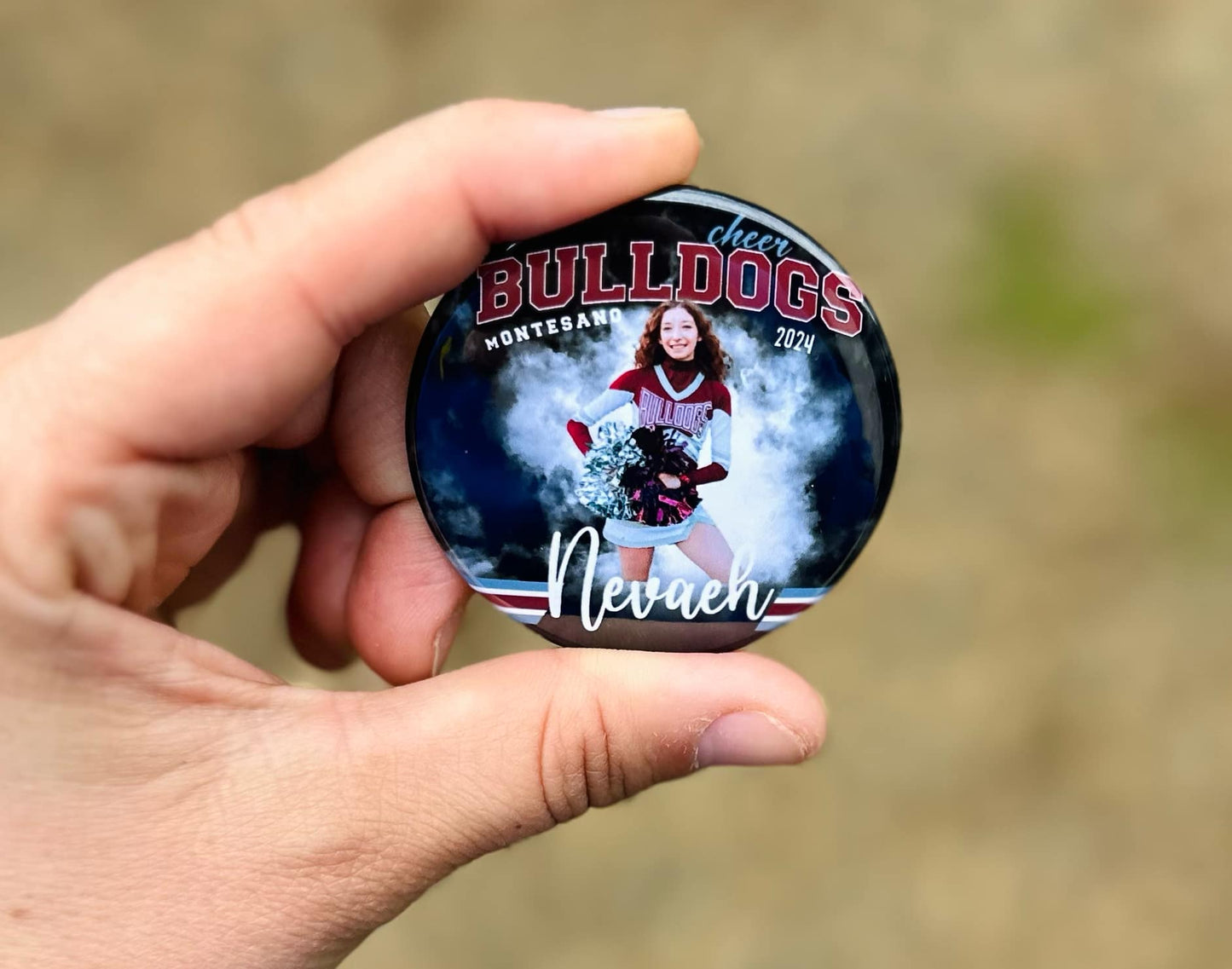 Cheerleading photo button